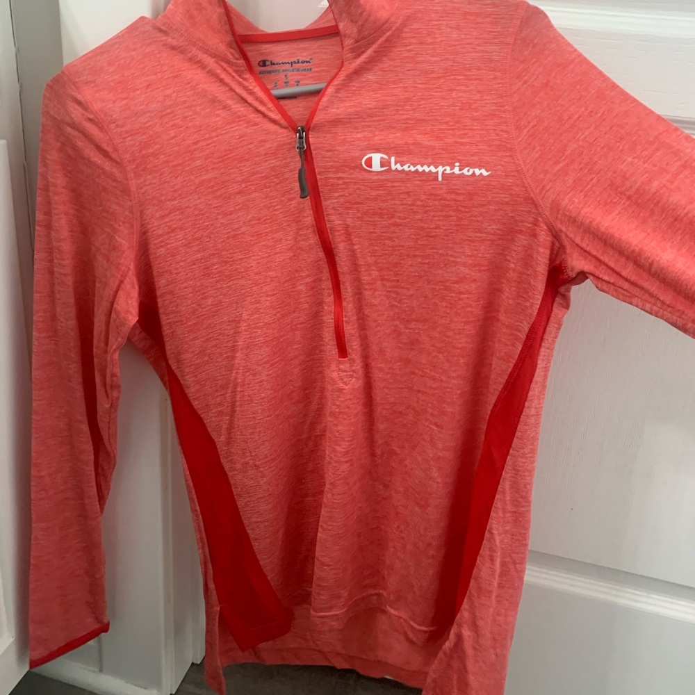 Champion Athletic three quarter zip! Size small! Great condition!